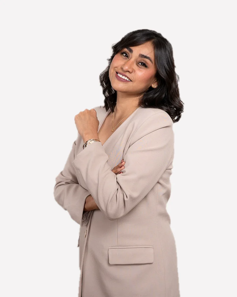 Mariana Romo, Immigration partner
